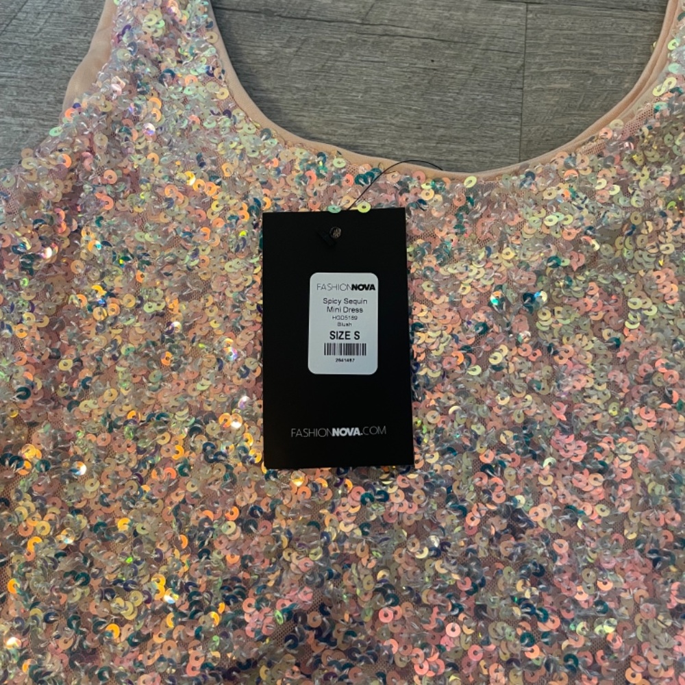 Nwt New Year Sparkly Sequence Mini Bodycon Size S… - image 5
